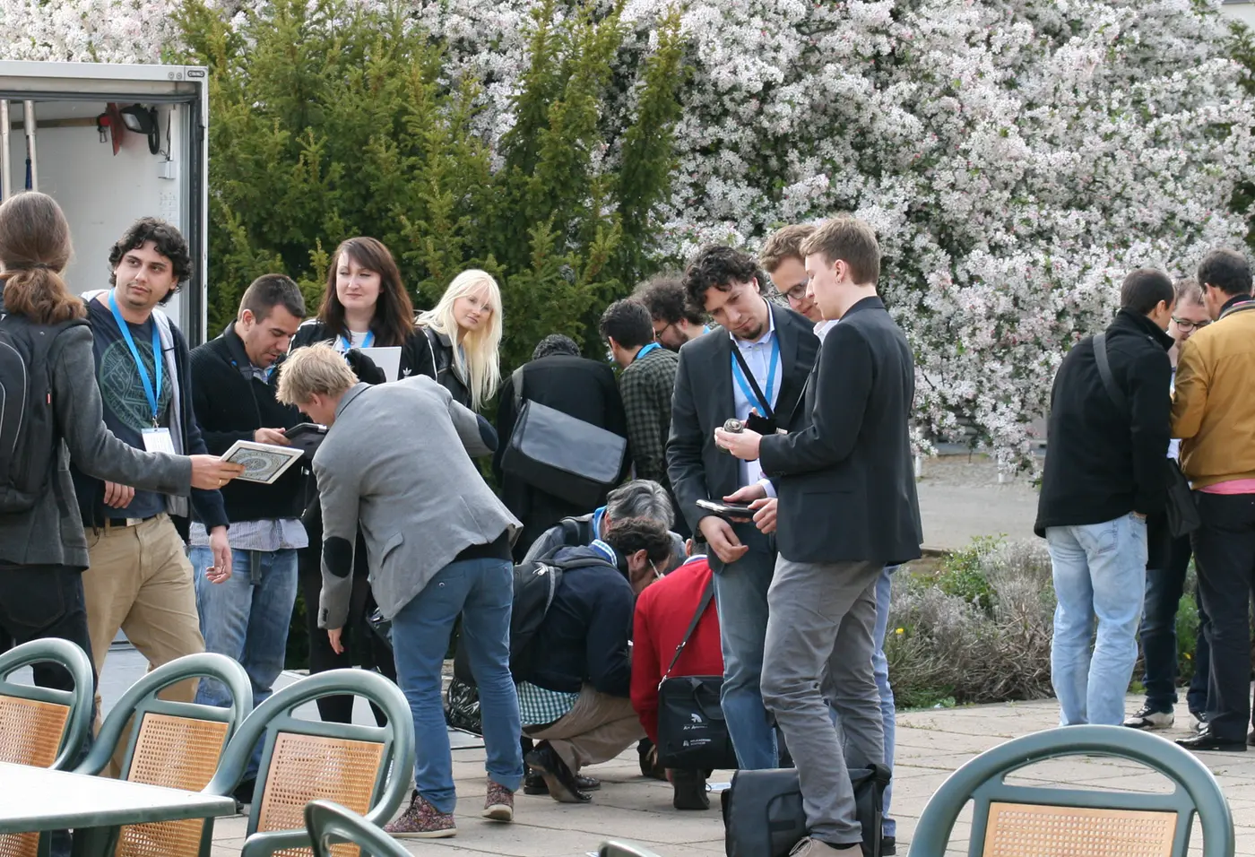 Teams starten zur interaktiven Outdoor-Tour durch Oberkirch